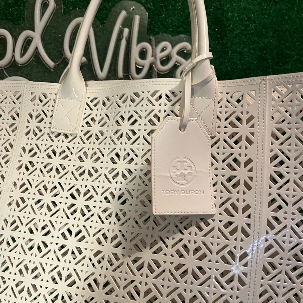 Tory Burch White Laser-Cut Tote Bag - Picture 8 of 8